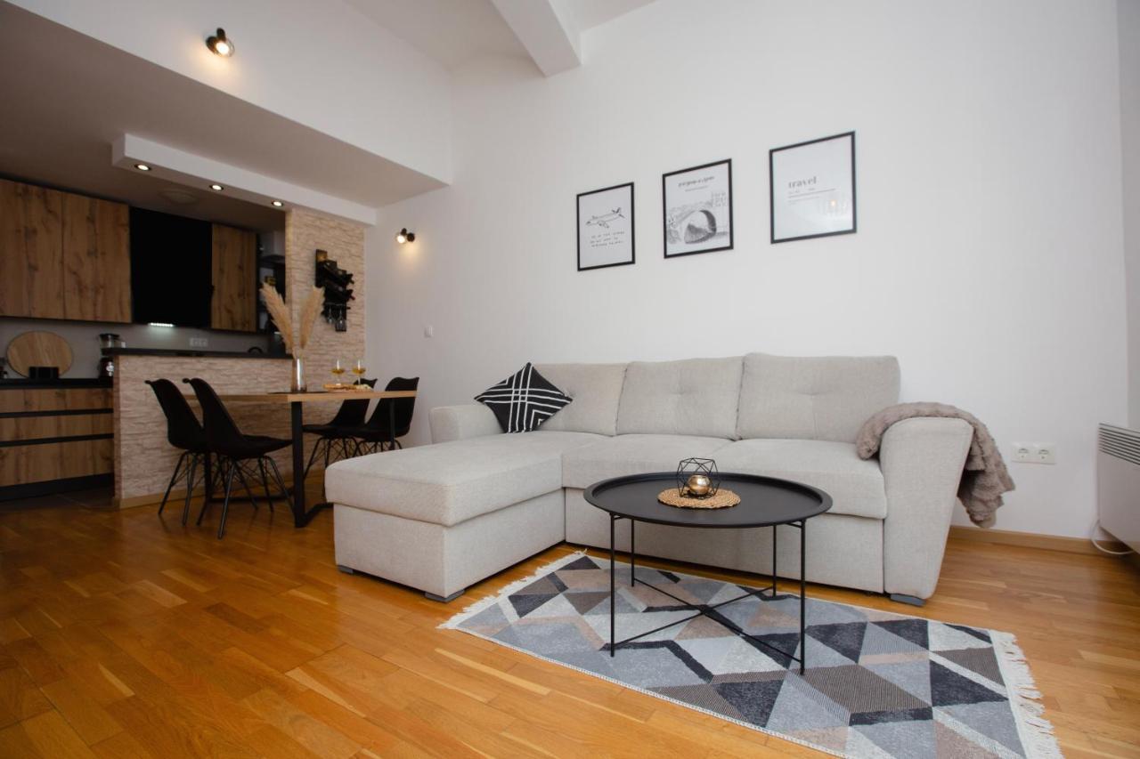 Apartment Cejf Мостар Екстериор снимка